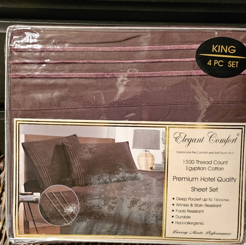 ELEGANT COMFORT 4 PC KING SHEET SET.